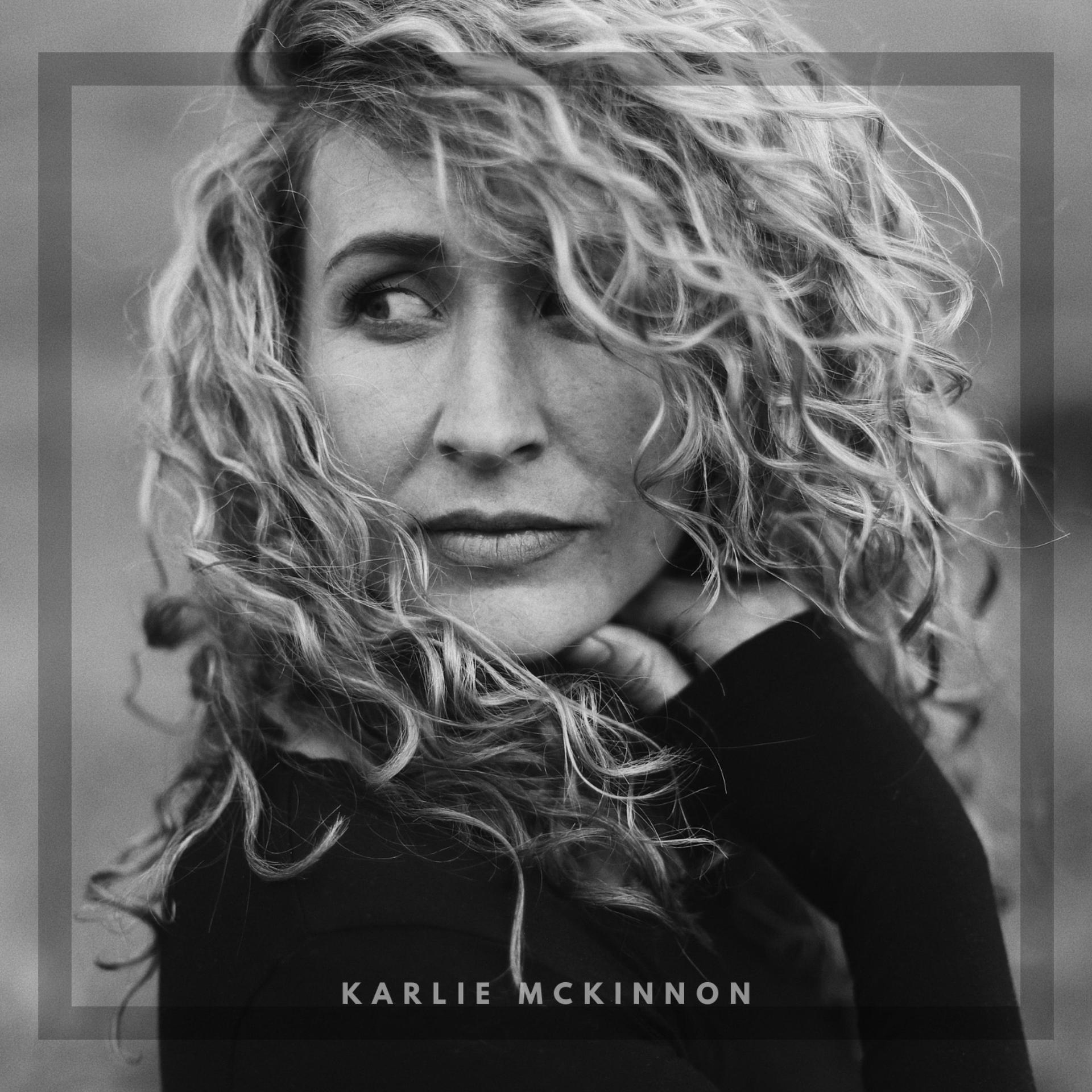 Karlie McKinnon、Matthew Hunt - The Middle (feat. Matthew Hunt)