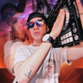 Tray C - Không Bằng