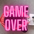 Royalty La Realeza - Game Over