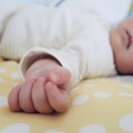 赤ちゃんのお昼寝や夜のねんね ブラームスの子守唄 だんだん遅くなって眠気を誘う (やさしい電子ピアノVer.)