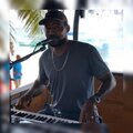 Roatan Island Music、Jensen - Hacer El Amor Con Otro (feat. Jensen & The Boys)
