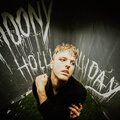 Moony - hollllllllliday (Explicit)