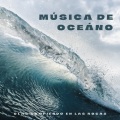 Música De Oceáno: Olas Rompiendo En Las Rocas