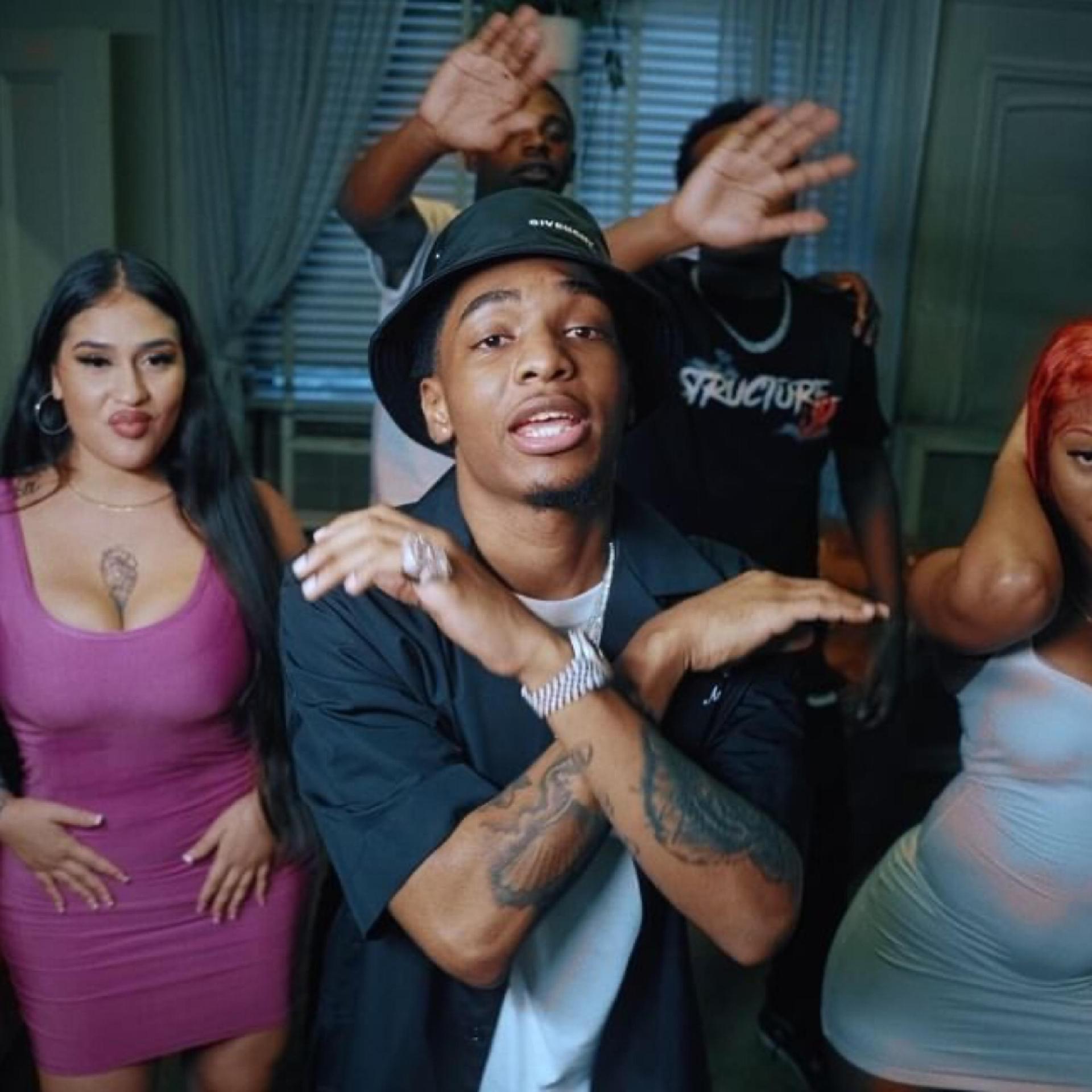 Wave Runner、Bizzy Banks - I Can't (feat. Bizzy Banks)(Explicit)
