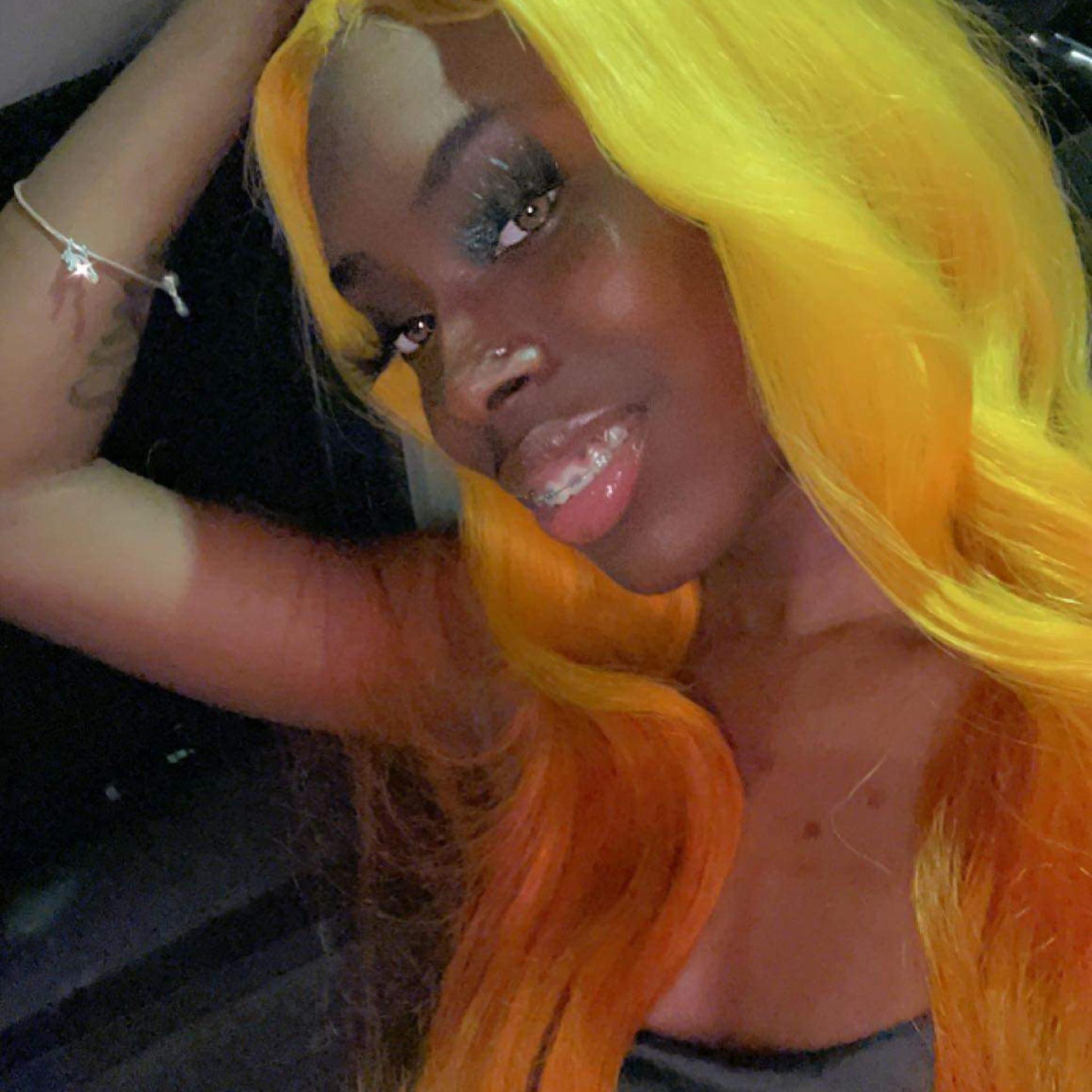 Yannaa Jhanaee、Skeez、Foreign、Yay Yola - Intro (Explicit)