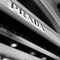 THB、Juicx - Prada (feat. Juicx)