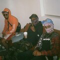 Dj Almighty、Veeze - Throw Em Up (feat. Veeze)(Explicit)