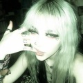 Deluxe1337、Demortis1337、bazarov - Feel Like God (Explicit)