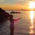 Arianna Ferro、Dagny - Three Fishes (feat. DAGNÝ)(Explicit)