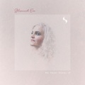 Loz Contreras、Macca、Hannah Eve - Far From Home
