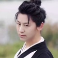 小霍霍 - 爱情一阵风 (DJ版)