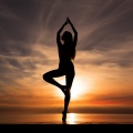 Sonido relajante de la naturaleza、Agua de olas tranquilas、Teoría del yoga - Sonidos Tranquilos Del Yoga Del Agua