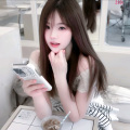 犹遇、吃粉鱼 - She's My Baby