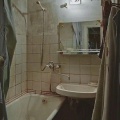 by the bathtub i don't cry (the sink does)