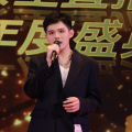 布鲁斯bs - 孤独娱乐