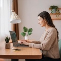 Líneas cuadradas、Música de fondo tranquila para la oficina、Música de productividad - Productividad Silenciosa Con Un Tempo Suave