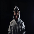 Alex Jones、Bunkz、Gargoyle、Gutz、Big Foot、Fraksha、Tornts、DIEM、Ciecmate - Bonezy 2 Bladez (feat. Bunkz, Gargoyle, Gutz, Bigfoot, Fraksha, Tornts, Diem & Ciecmate)(Explicit)