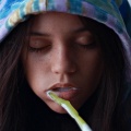 chris.mp3、luvmxzii - Wake Up