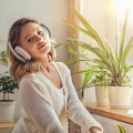 Musica Relajante de Guitarra、Calmar la Ansiedad、Relajacion Meditar Academia - Conexión De Guitarra Profunda