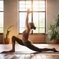 Curva del destino sosegado、Música pura de yoga、Lluvia de yoga - Sonidos De Fluidez De Yoga