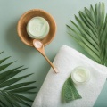 Habitos Saludables、Música asiática Zen Spa、Mente positiva Espacio - Un Groove Relajante Llena El Spa Con Vibraciones