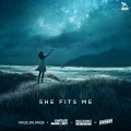 She Fits Me (Acoustic)