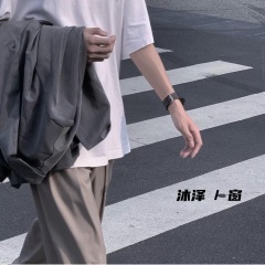 全部播放专辑名:窗歌手:沐泽发行时间:2021-06-01简介:新歌上线 窗>