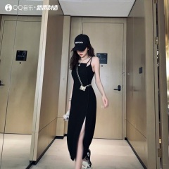 凤凰花开的路口歌手:王梦瑶,王music发行时间:2021-06-28简介:新歌