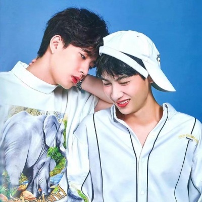 白又 - offgun-l.o.v.e