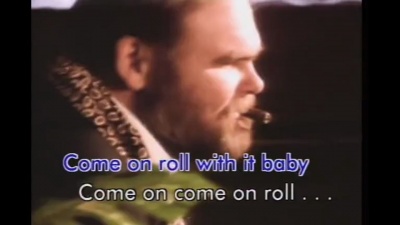 Steve Winwood - ROLL WITH IT