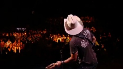 Brad Paisley - She's Everything