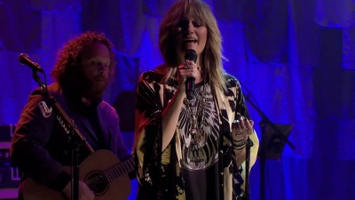 Jennifer Nettles、Brandy Clark - His Hands