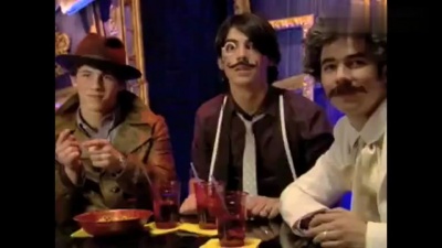 Jonas Brothers - Keep It Real