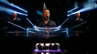 Matt Cardle - Baby One More Time 英国偶像现场版