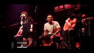 魏如昀 - 静止 (2010/09/09河岸表演)