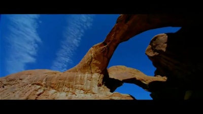 Valdi Sabev - Hold Me