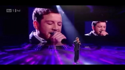 Matt Cardle - Just The Way You Are 英国偶像现场 英文字幕
