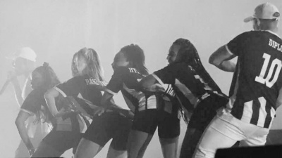 Major Lazer、Justin Bieber、MØ - Cold Water