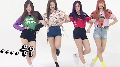 BLACKPINK - Random play dance