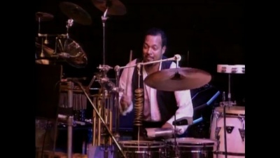 Luther Vandross - Searching - Wembley Stadium 1989