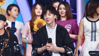 摩登兄弟 - 阳光彩虹小白马