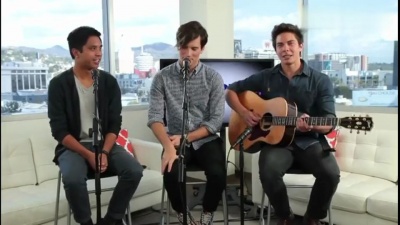 Allstar Weekend - Mr. Wonderful (ClevverTV)
