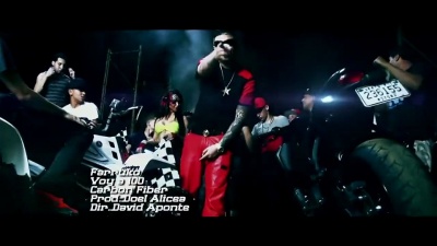 Farruko - Voy A 100