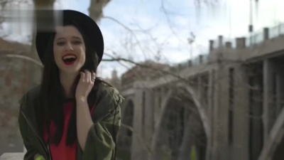 Lodovica Comello、Abraham Mateo - Sin Usar Palabras