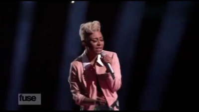 Emeli Sandé - Clown & Next To Me (The BRIT Awards 2013 Live)