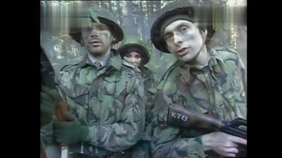 Kate Bush - Army Dreamers