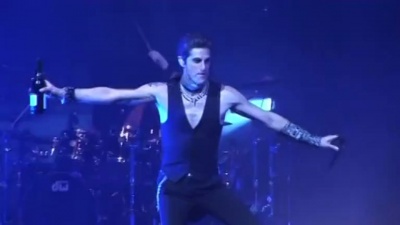Jane's Addiction - Up The Beach (live版)