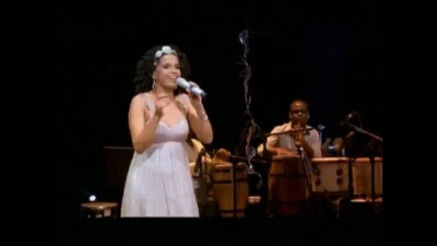 Teresa Cristina - Samba De Rodas (Cantiga de São Cosme E Damião / Dana De Casa, Me Dá Licença / Pedrinha Miudinha)