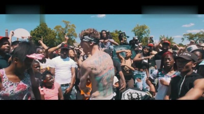 Machine Gun Kelly(机枪凯丽) - Young Man