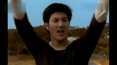 王力宏 - 爱你等于爱自己 无字幕版